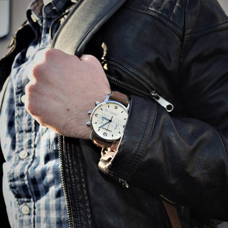 Wenger Urban Metropolitan Chronograph Herrenuhr 44 mm