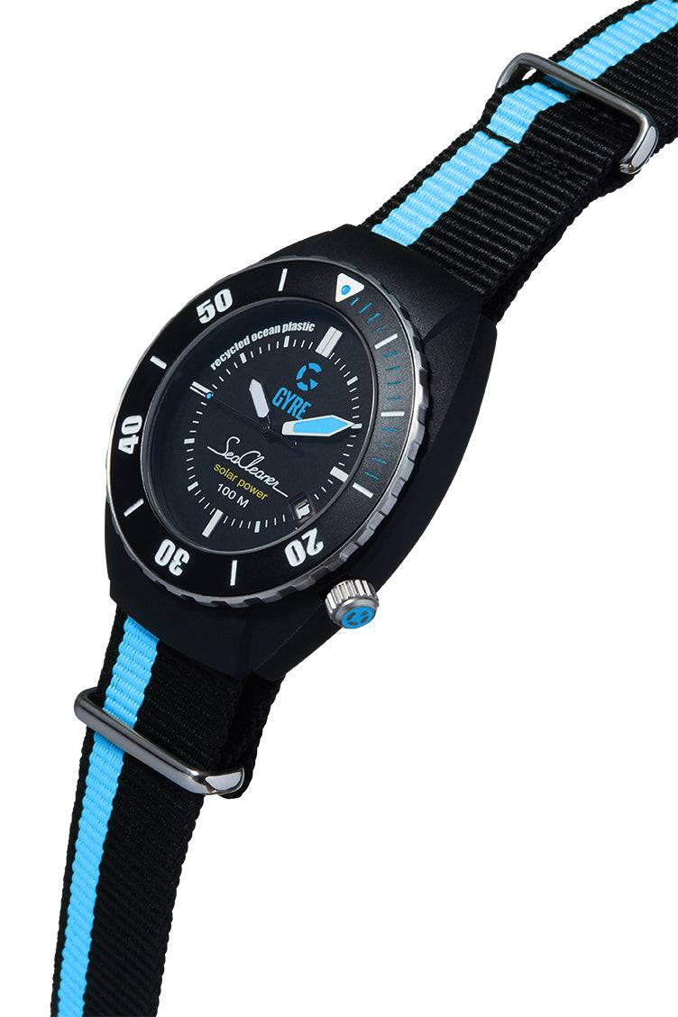 Gyre SeaCleaner Blue Marine herenhorloge 42mm met zwart-blauw NATO-bandje, premium design en duurzaam materiaal voor dagelijks gebruik.