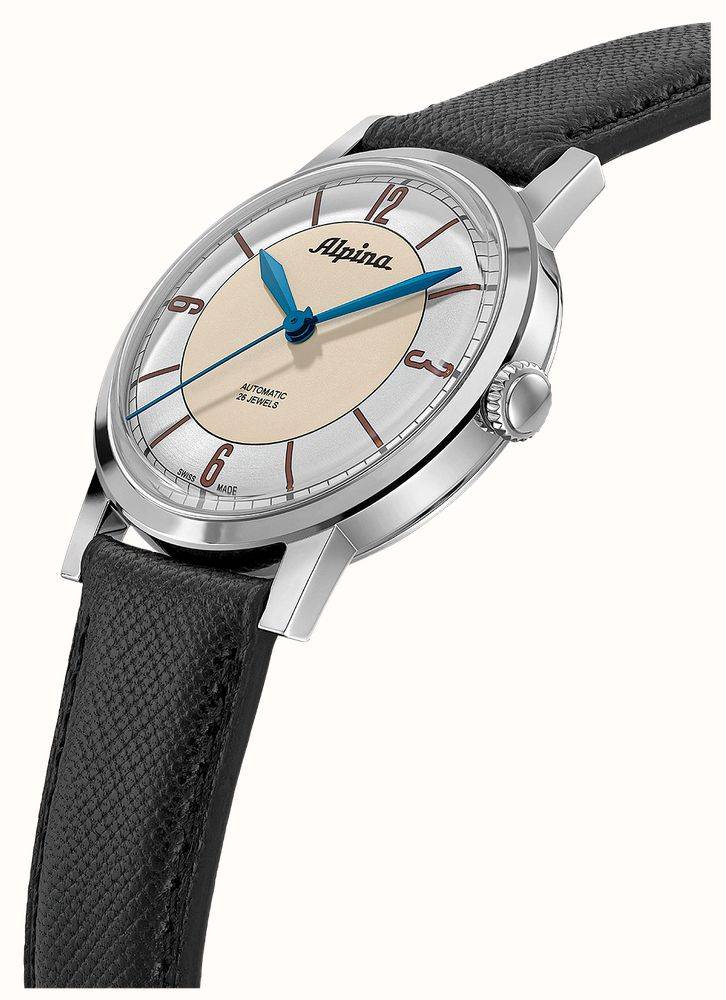 Alpina Heritage Startimer Pilot Automatic horloge 38mm met zwart lederen band en blauwe wijzers. Stijlvol Swiss Made herenhorloge met retro design.